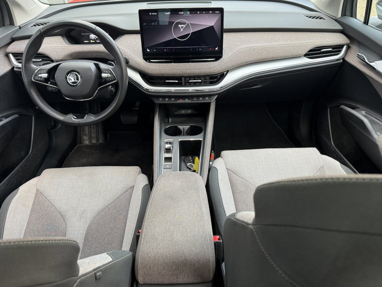 Vehicle Image 41