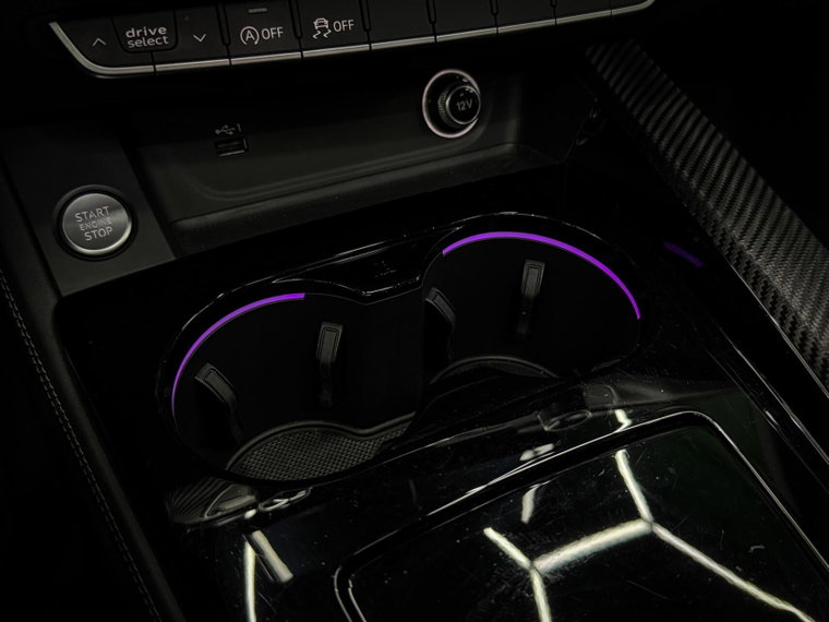 Vehicle Image 24