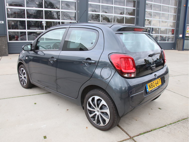Vehicle Image 6