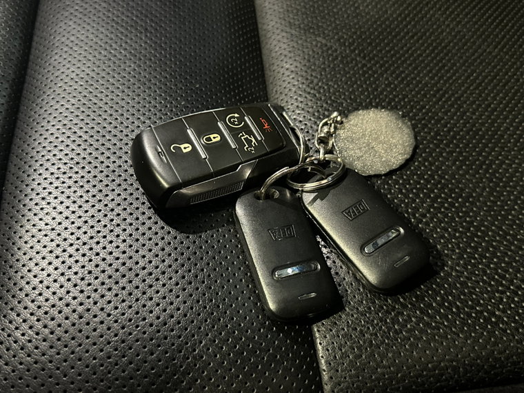 Vehicle Image 36