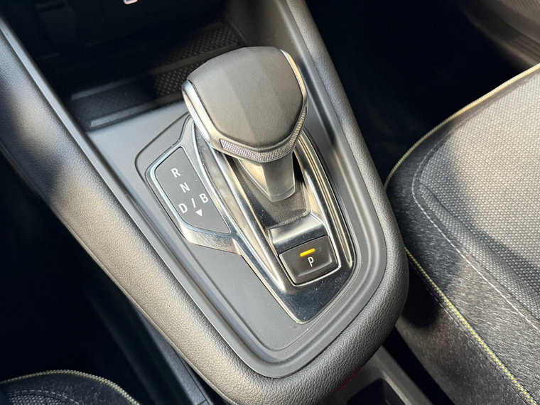 Vehicle Image 24
