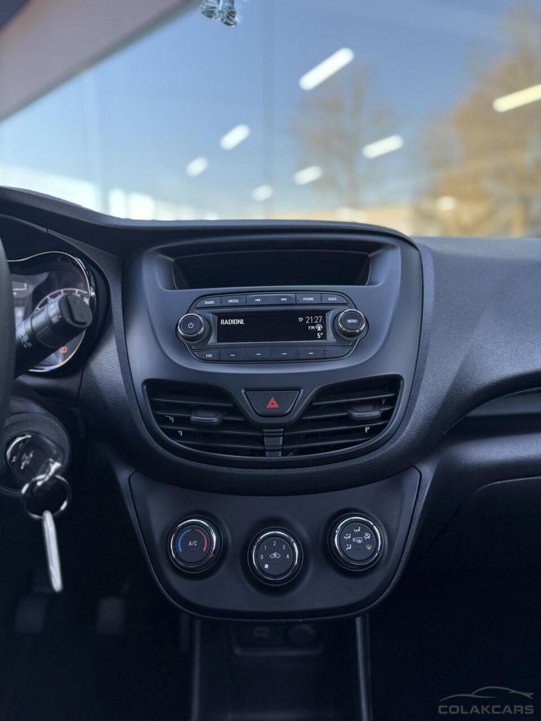 Vehicle Image 22