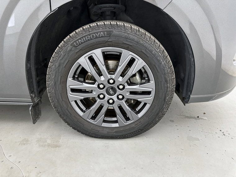 Vehicle Image 38