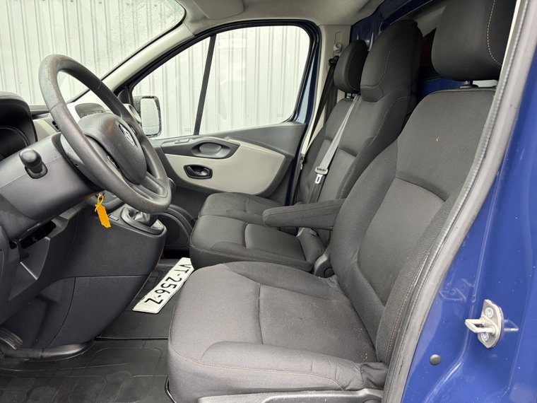 Vehicle Image 15