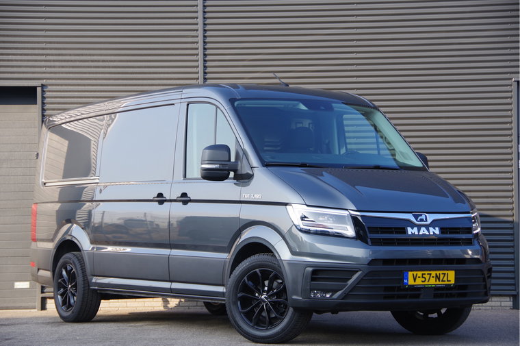Vehicle Image 36