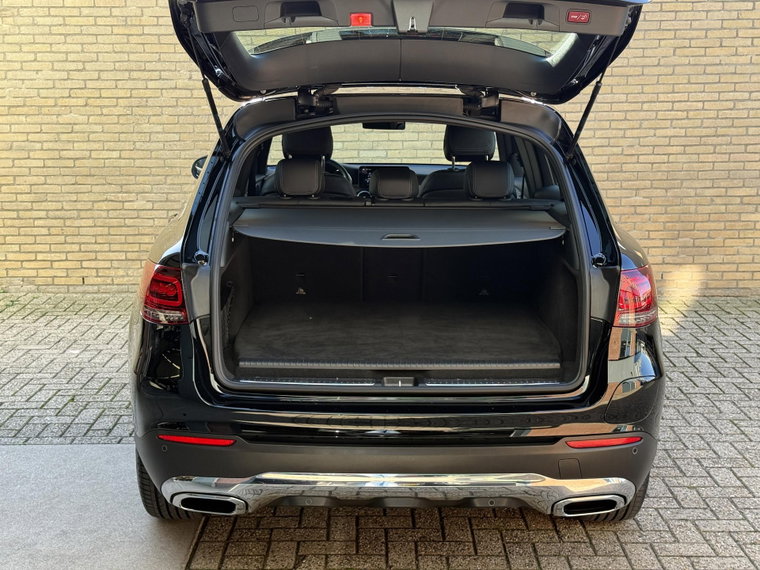 Vehicle Image 38