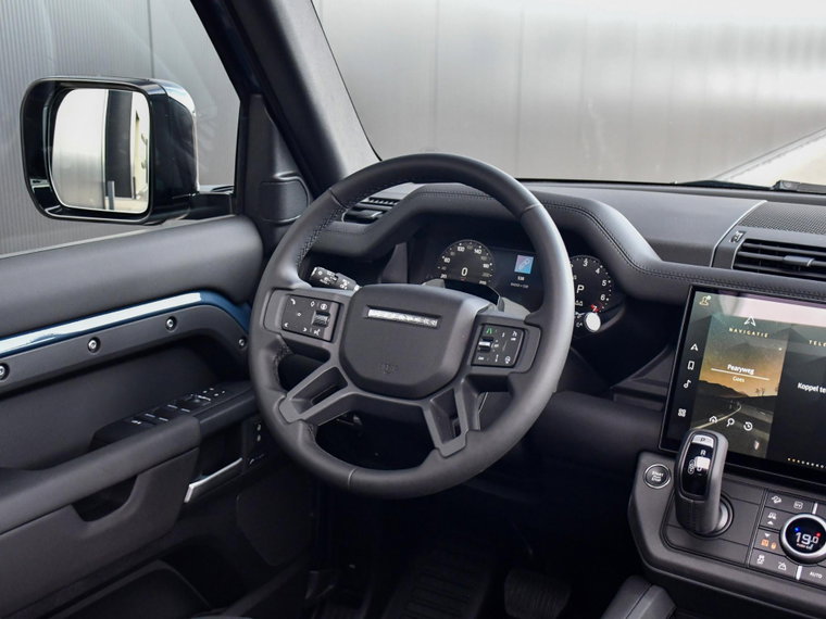 Vehicle Image 22