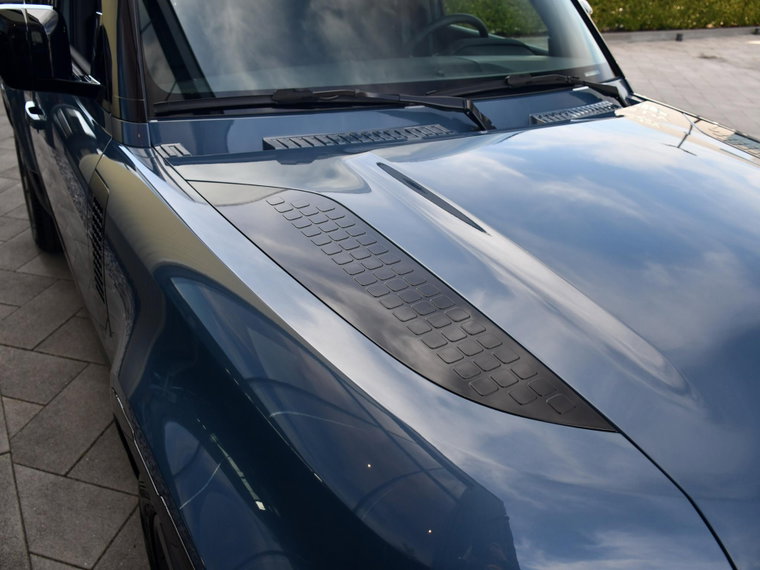 Vehicle Image 32