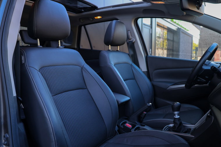 Vehicle Image 15