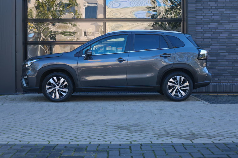 Vehicle Image 11