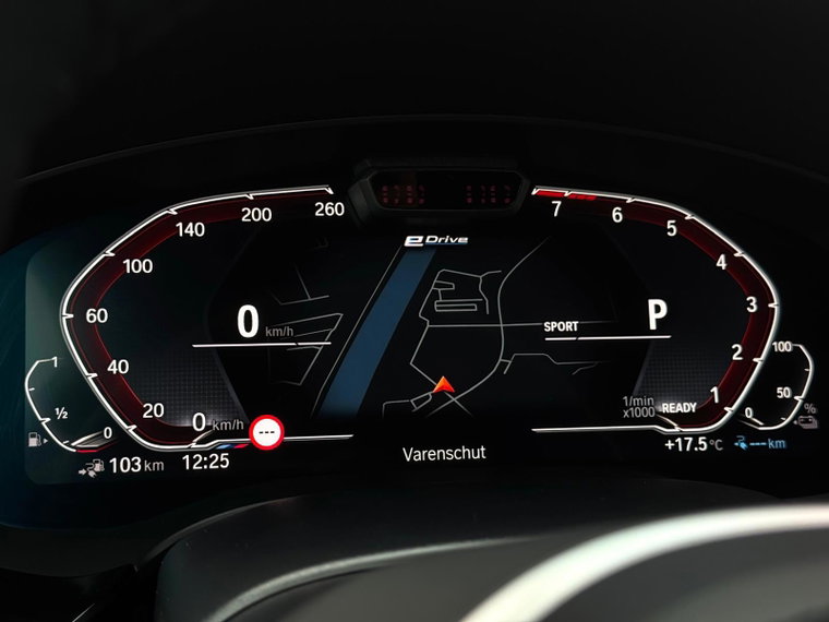Vehicle Image 35