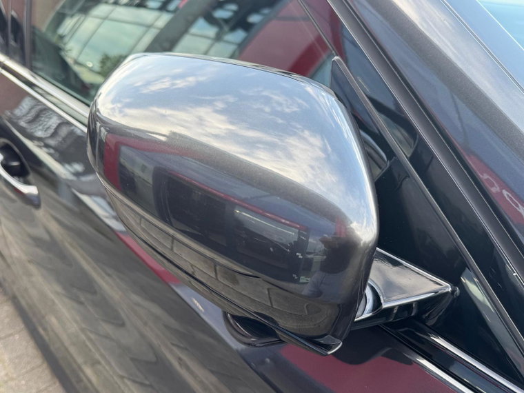 Vehicle Image 38
