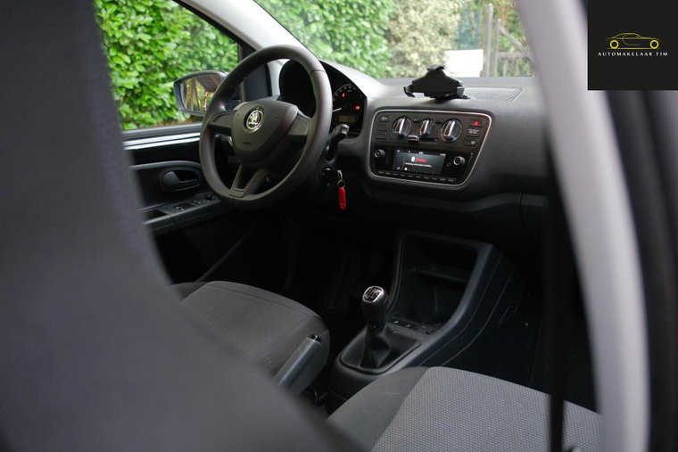 Vehicle Image 31