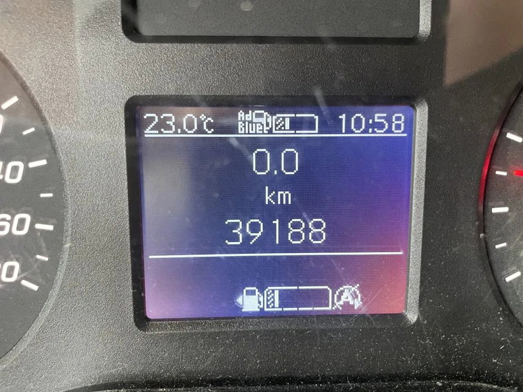 Vehicle Image 17