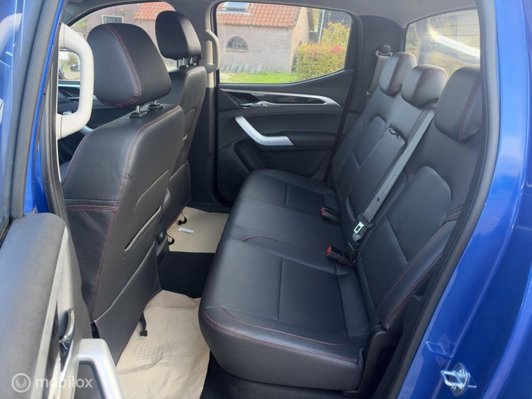 Vehicle Image 20