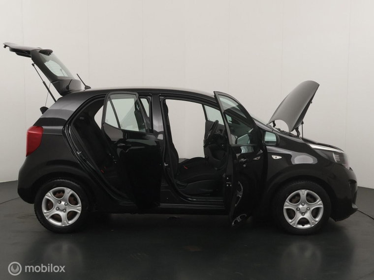 Vehicle Image 22