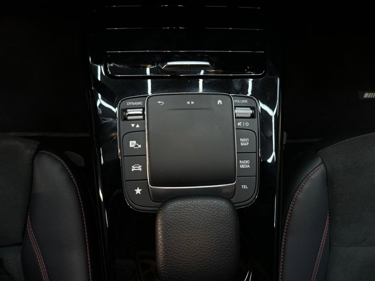 Vehicle Image 23