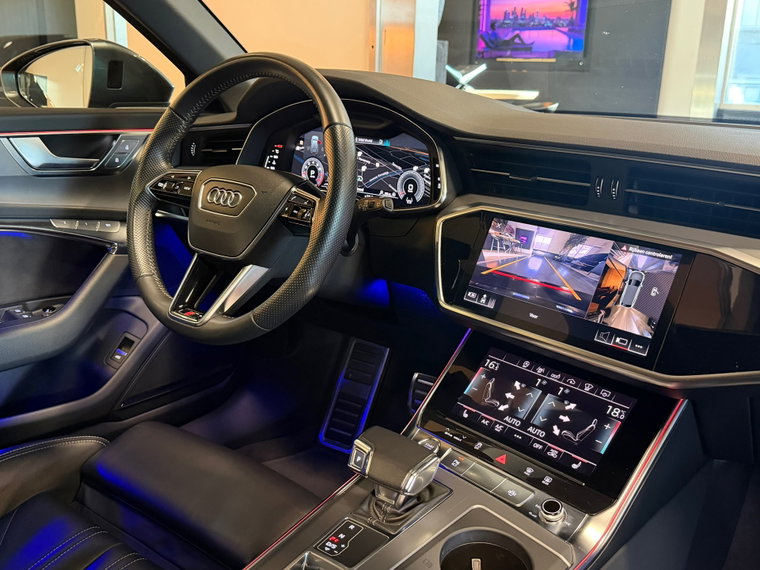 Vehicle Image 18