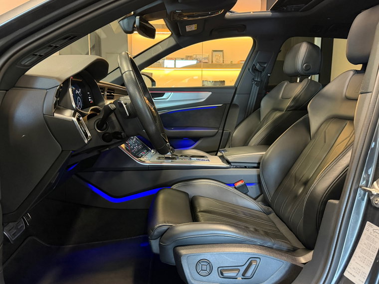 Vehicle Image 45
