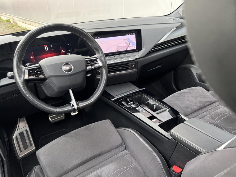 Vehicle Image 26