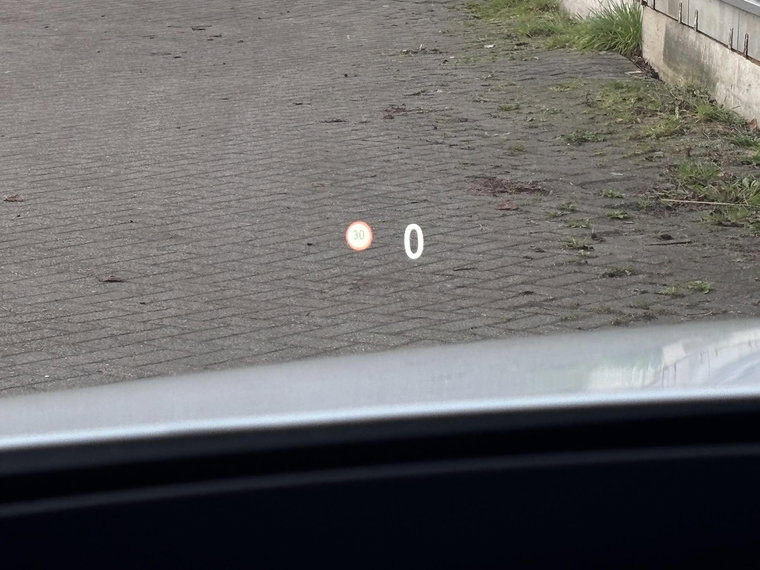 Vehicle Image 36