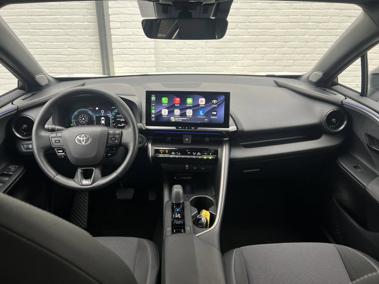 Vehicle Image 18