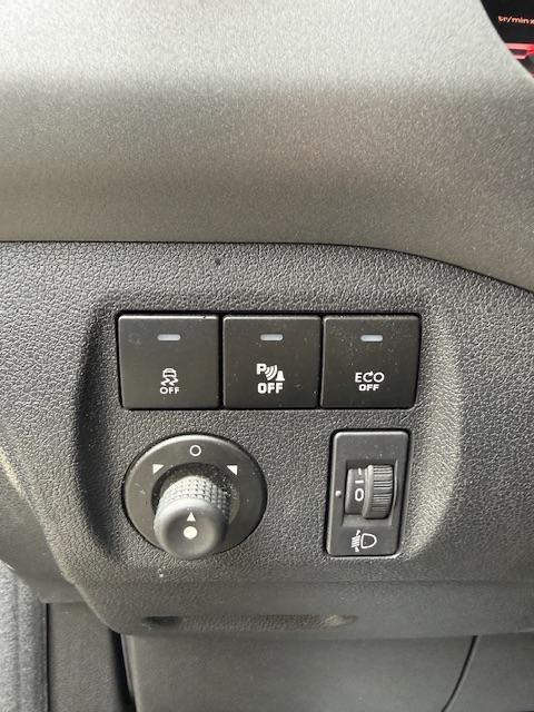 Vehicle Image 27