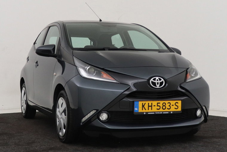 Vehicle Image 13