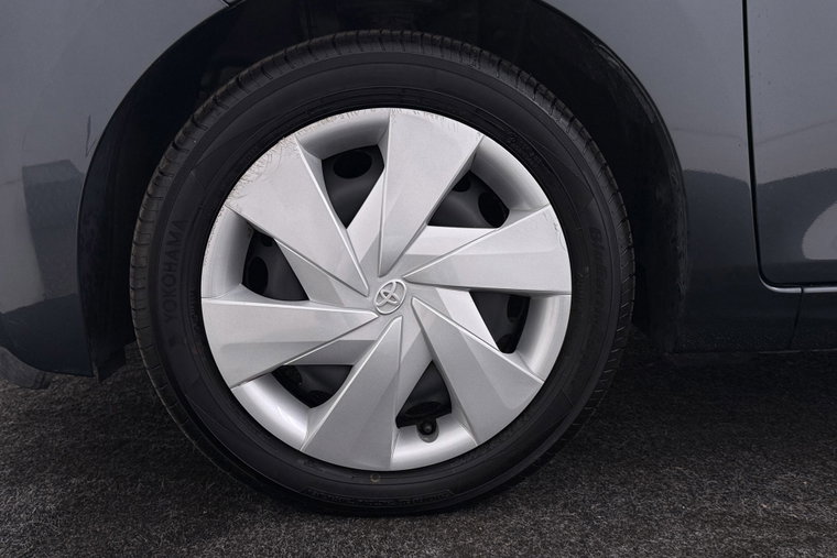 Vehicle Image 36