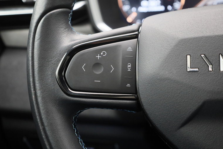 Vehicle Image 19
