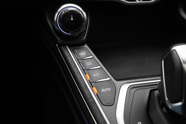 Vehicle Image 36