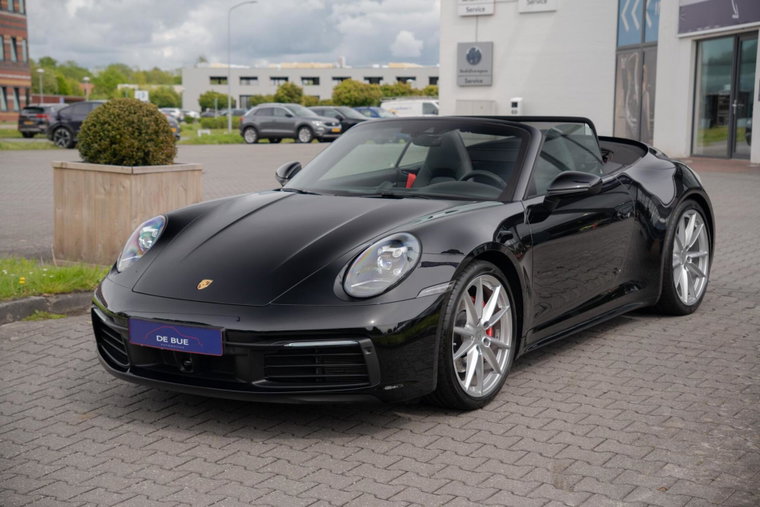Vehicle Image 35