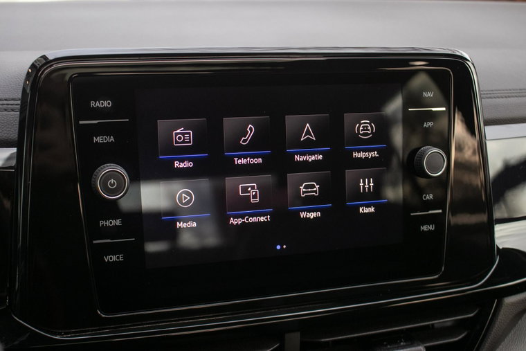 Vehicle Image 21