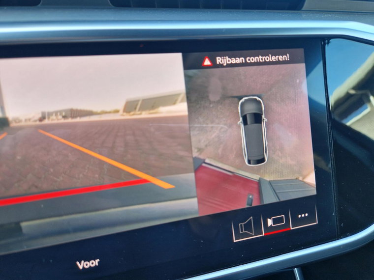 Vehicle Image 35