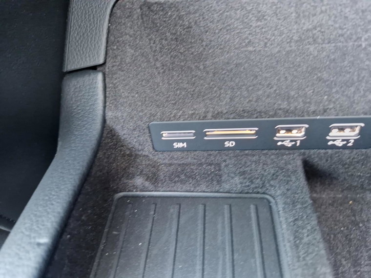 Vehicle Image 53