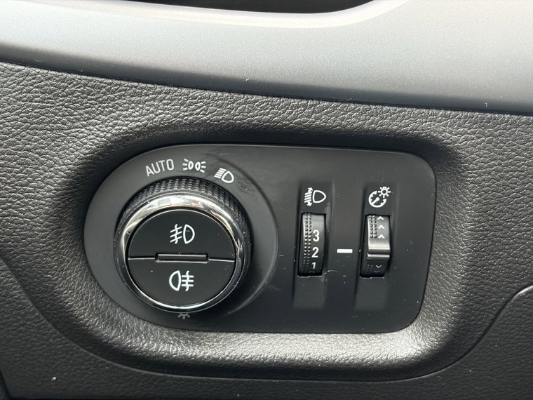 Vehicle Image 24