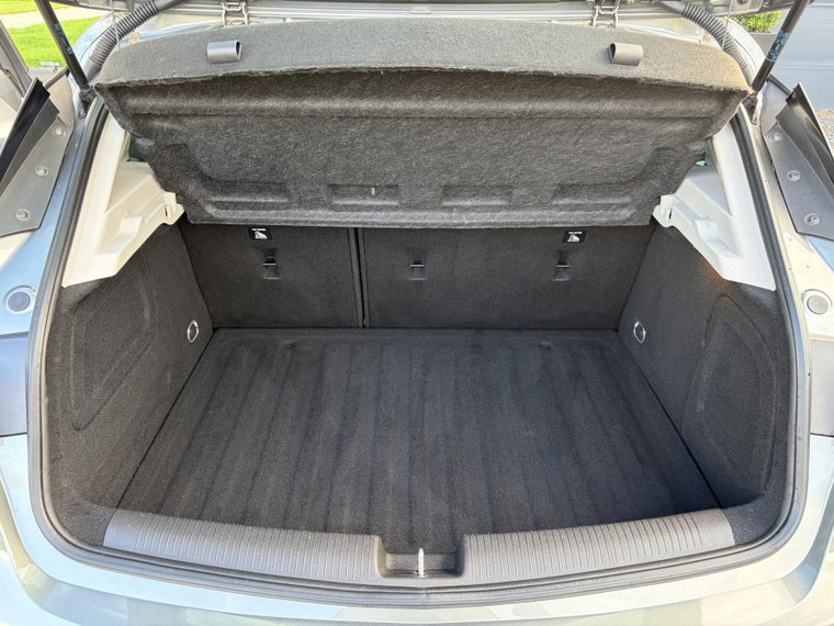 Vehicle Image 33