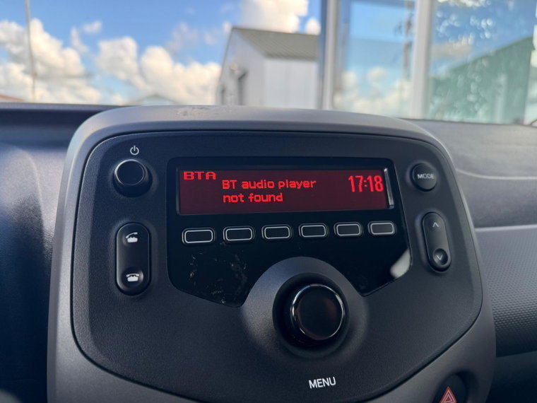 Vehicle Image 13