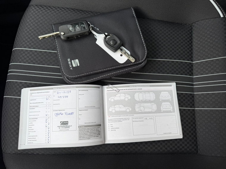 Vehicle Image 40