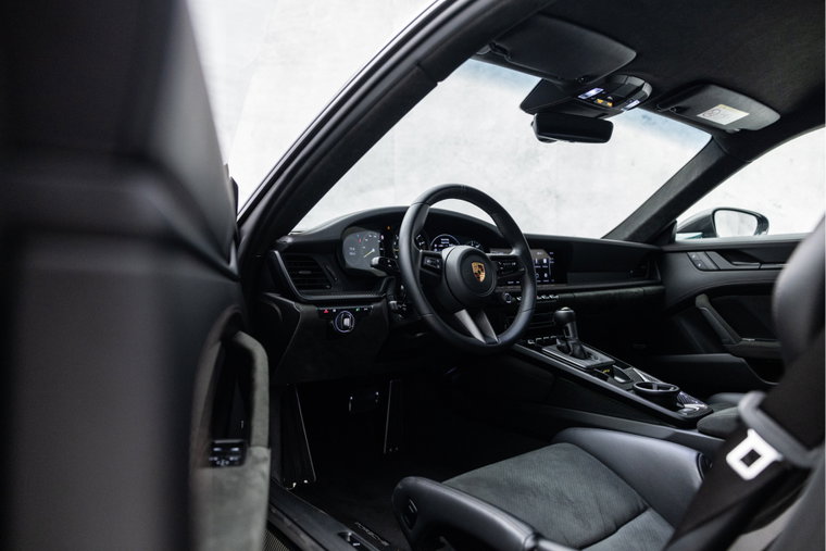 Vehicle Image 23