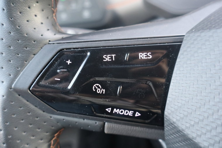 Vehicle Image 34