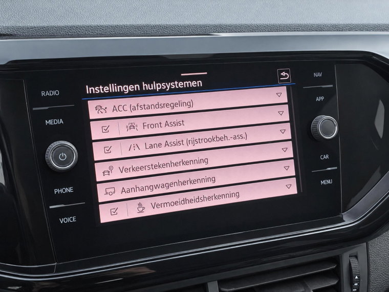 Vehicle Image 23