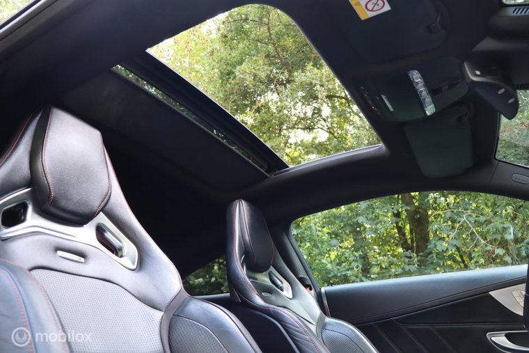 Vehicle Image 32