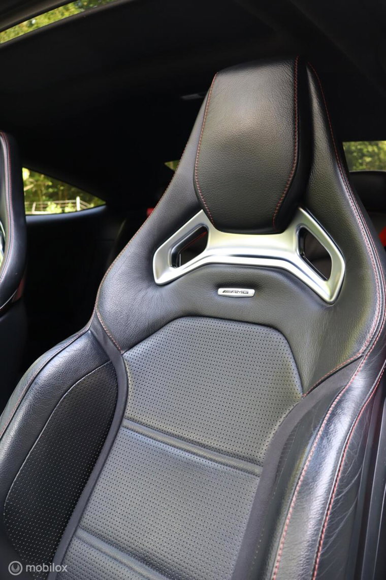 Vehicle Image 36