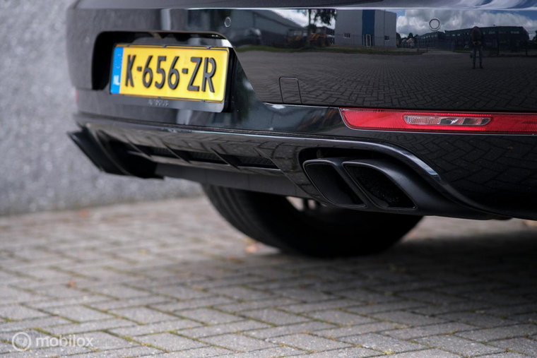 Vehicle Image 28