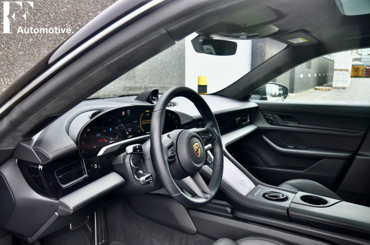 Vehicle Image 40