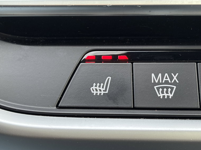 Vehicle Image 50