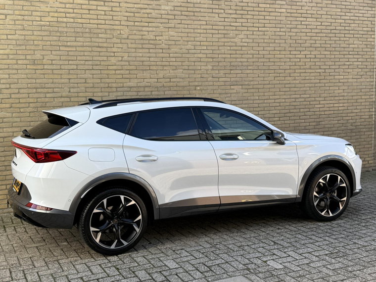Vehicle Image 38