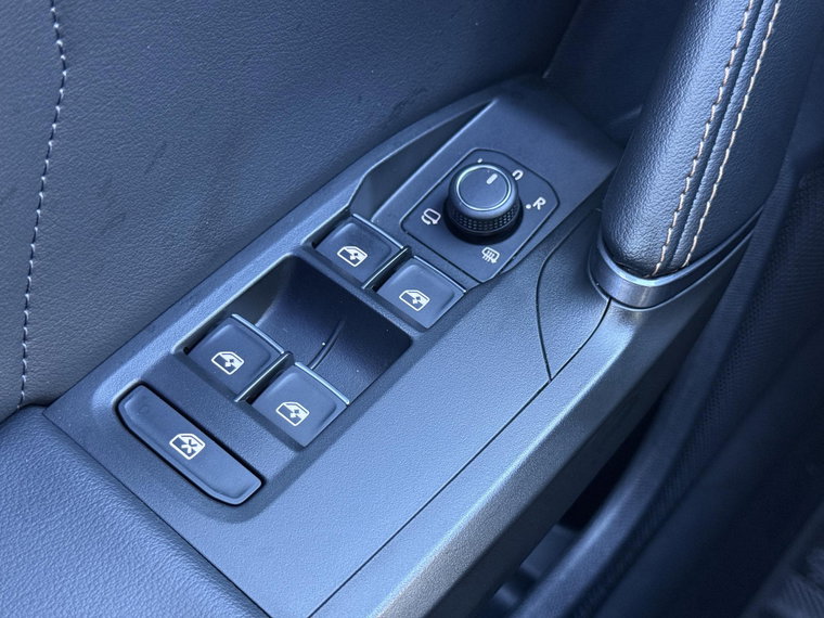 Vehicle Image 58