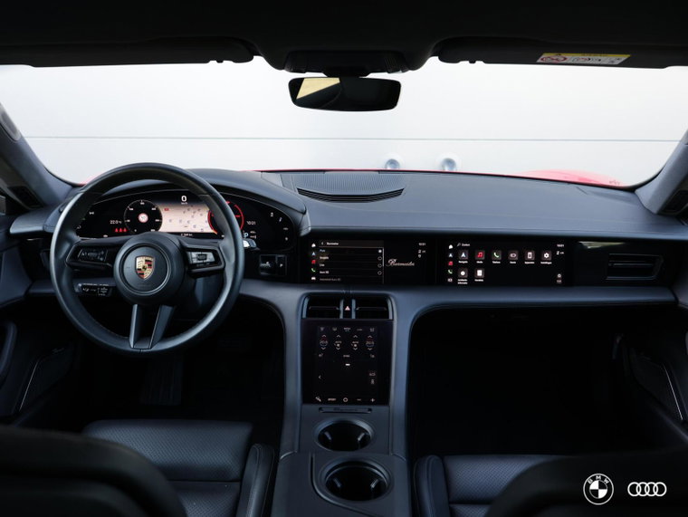 Vehicle Image 38